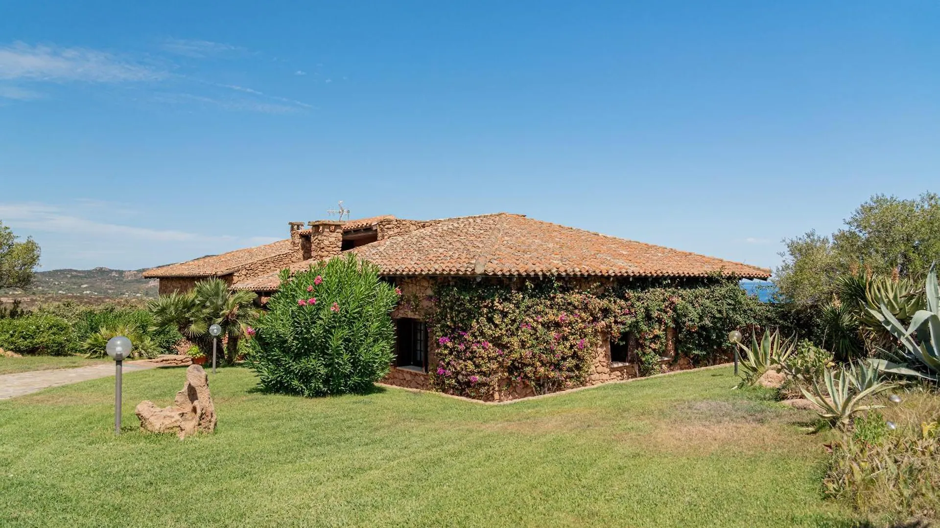 Villa Sogno Indaco Porto San Paolo