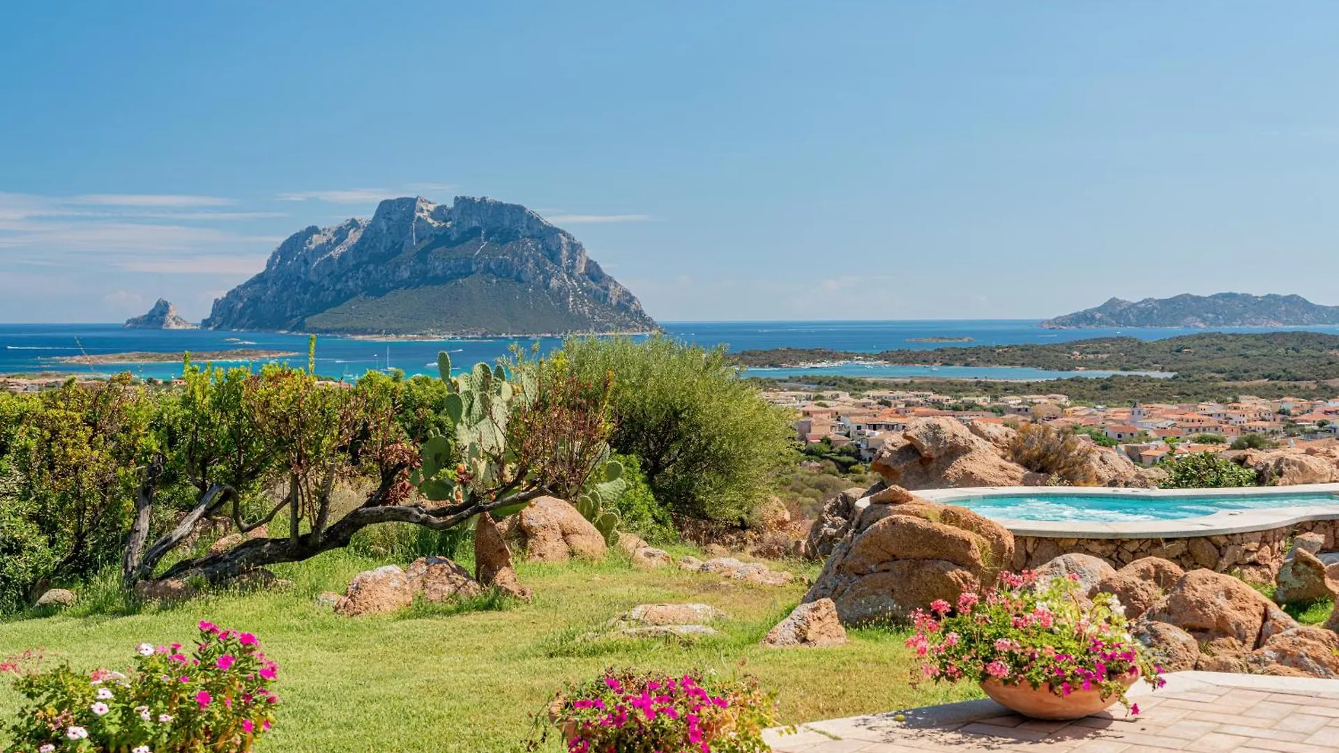Villa Sogno Indaco Porto San Paolo