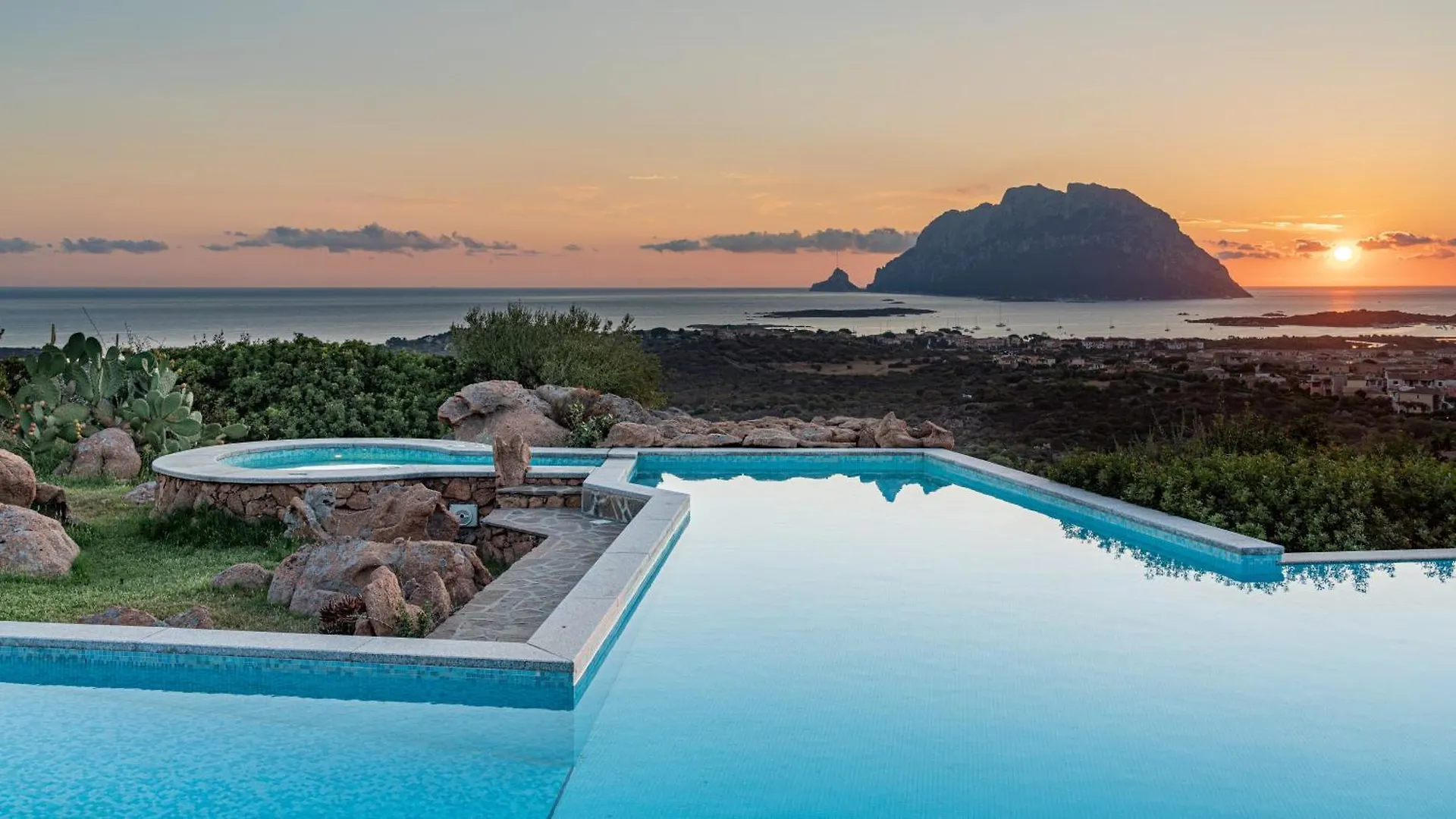 Villa Sogno Indaco Porto San Paolo   Porto San Paolo (Sardinia)