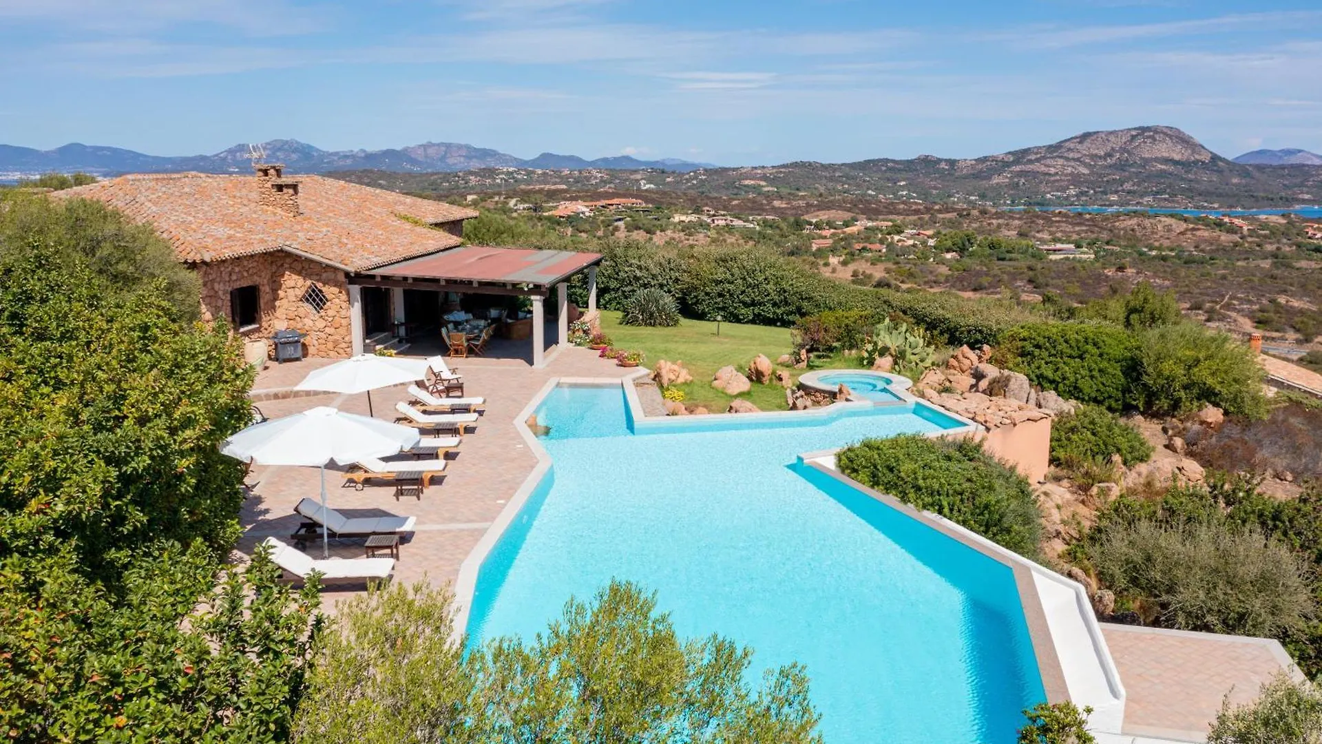 Villa Sogno Indaco Porto San Paolo  Porto San Paolo (Sardinia)