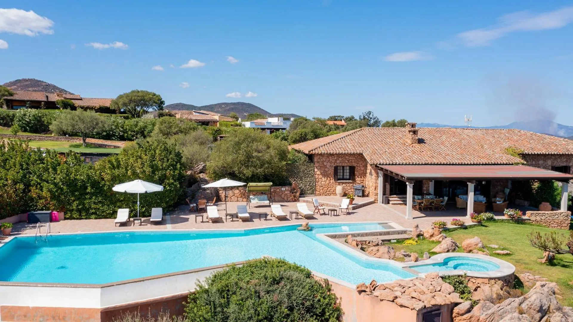 Villa Sogno Indaco Porto San Paolo